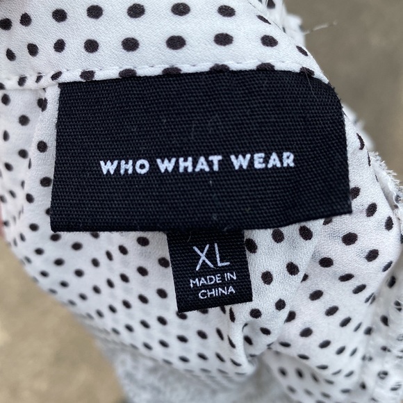 Polka dot blouse - Picture 3 of 3